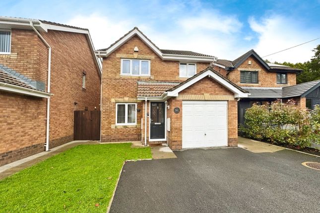 Maes Y Cornel, Swansea SA8 3 bed detached house for sale