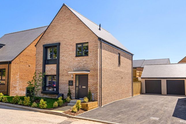 4 bed detached house