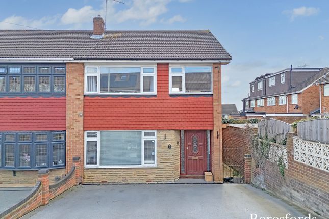 Limerick Gardens, Upminster, RM14 3 bed semi