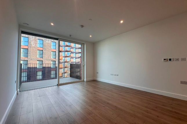 2 bed flat