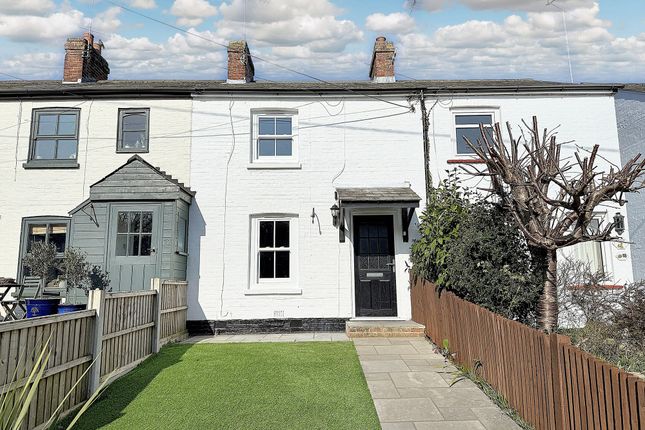 School Road, Hythe, SO45 2 bed terraced house for sale