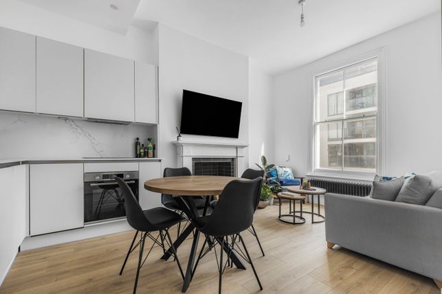 Packington Street, Islington, London 1 bed flat for sale