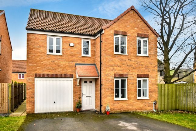 Settle Vale, Morley, Leeds, West... 4 bed detached house for sale