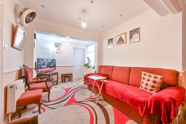 7 bed semi-detached house