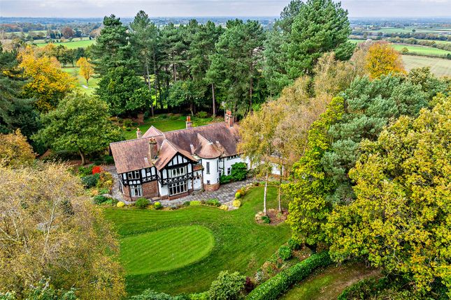 Oldfield Lane, Dunham Massey... 6 bed detached house for sale