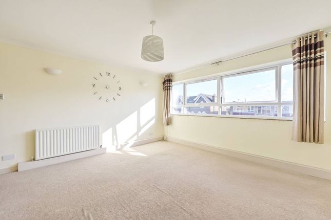 Kings Road, Wimbledon, London, SW19 2 bed flat for sale