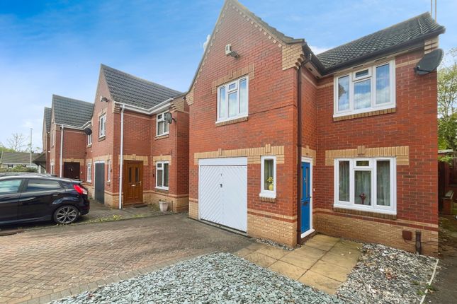 Cottage Farm Close, Leicester LE3 3 bed detached house for sale
