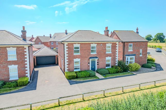 4 bed detached house