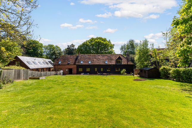 6 bedroom detached house for sale