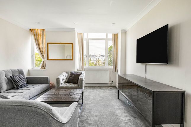 Oakley House, 103 Sloane Street... 2 bed flat for sale