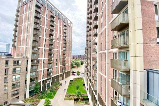 Local Crescent, 14 Hulme Street... 2 bed flat for sale