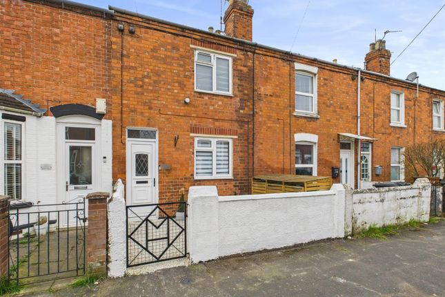 Linden Road, Gloucester 2 bed terraced house for sale