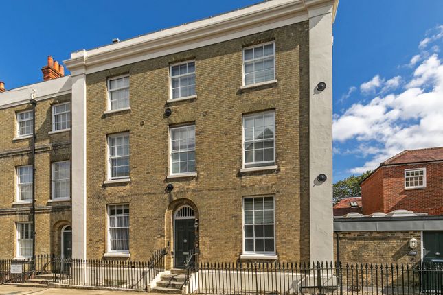 St. Peter Street, Winchester, SO23 2 bed apartment for sale