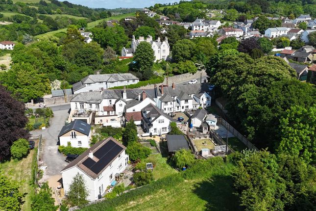 6 bed property