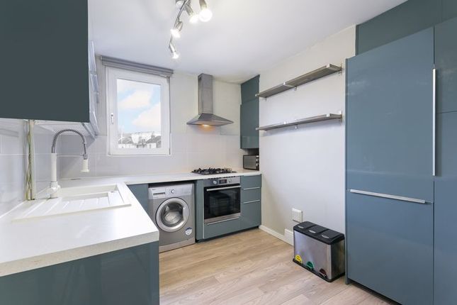Sanderstead Road, South Croydon 2 bed apartment for sale