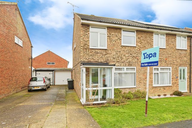 3 bedroom semi-detached house for sale