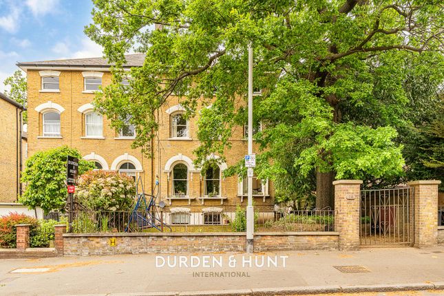 Hermon Hill, Wanstead E11 2 bed apartment for sale