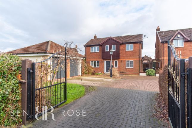 Fossdale Moss, Leyland 6 bed detached house for sale