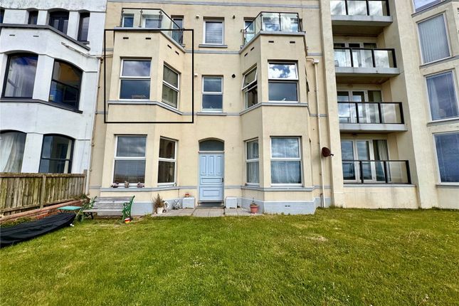 3 bedroom flat for sale
