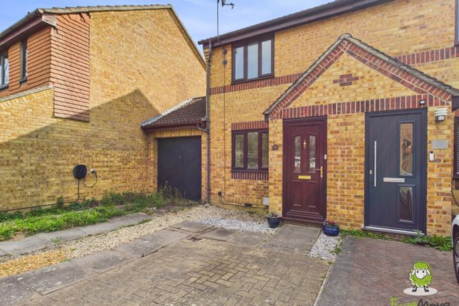Meadowland, Chineham, Basingstoke... 2 bed semi