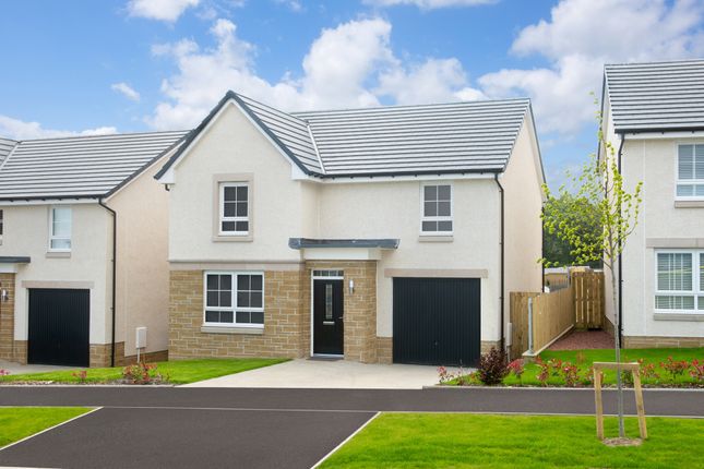 4 bed detached house