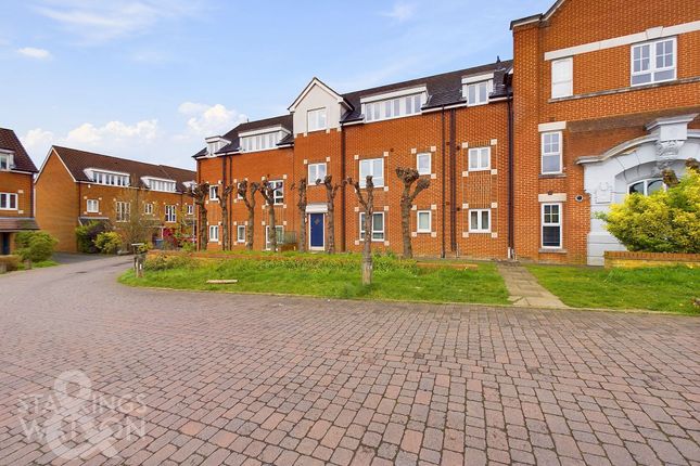Craven Court, Crome Road 2 bed flat for sale