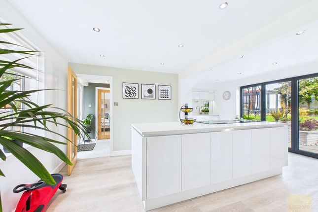 Stirling Road, Stamford PE9 4 bed detached house for sale