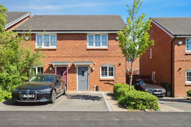 2 bedroom semi-detached house for sale