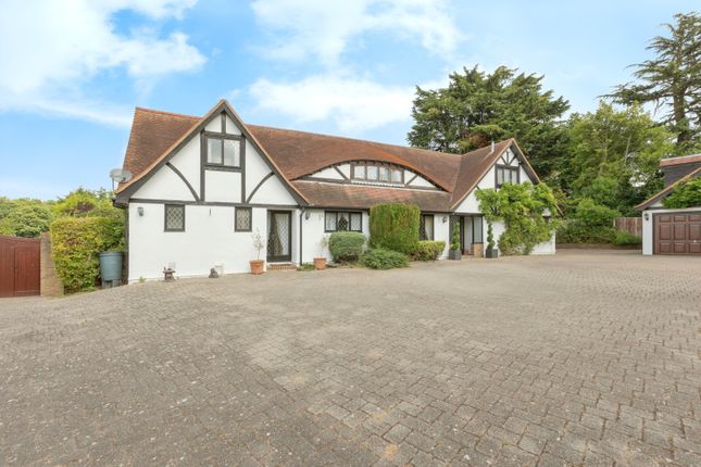 4 bed detached house