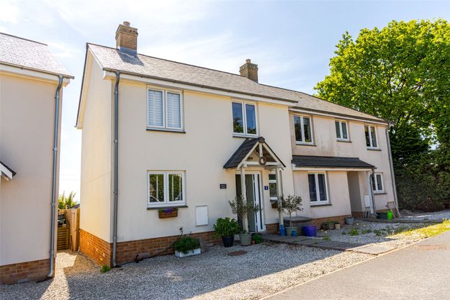 2 bedroom semi-detached house for sale