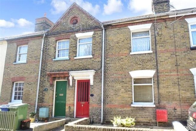 Upper Brents, Kent ME13 3 bed terraced house for sale