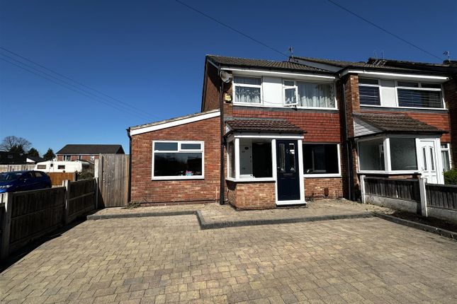 Virginia Close, Manchester 3 bed end of terrace house for sale