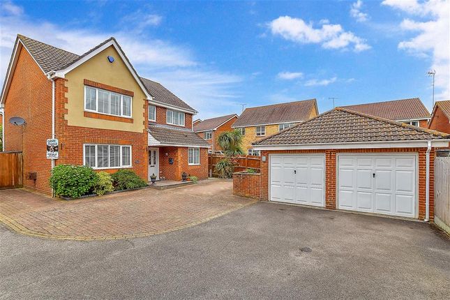 4 bed detached house