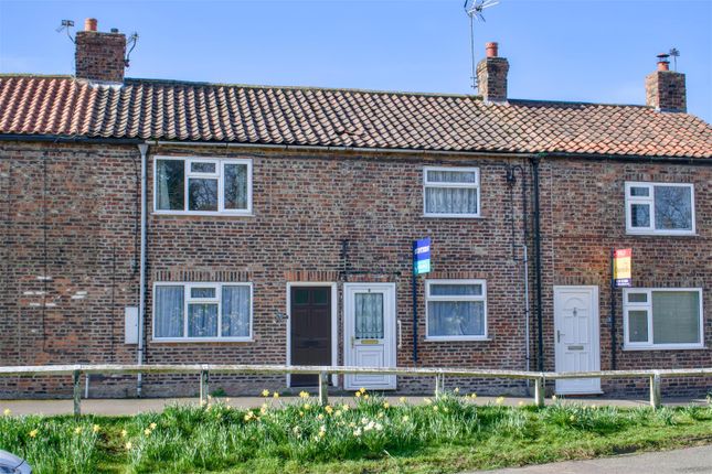 Long Street, Easingwold, York 2 bed terraced house for sale