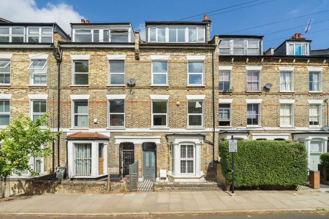 6 bed property