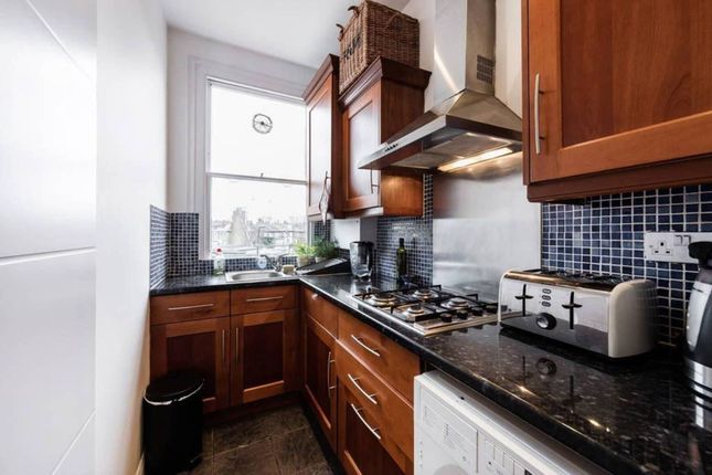 Goodwin Road, Hammersmith, London, W12 1 bed flat for sale