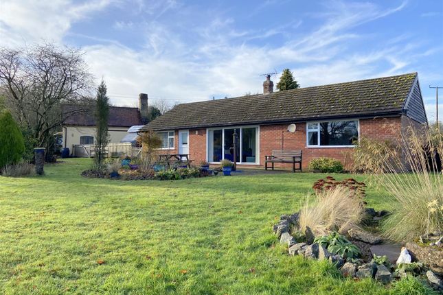 Ridgeway Cross, Cradley, Malvern 3 bed detached bungalow for sale