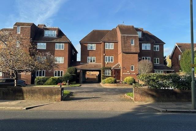 Hendon Lane,  Finchley,  N3 3 bed flat for sale