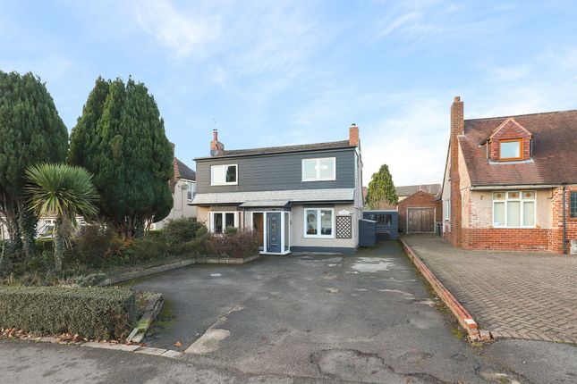 4 bed detached house