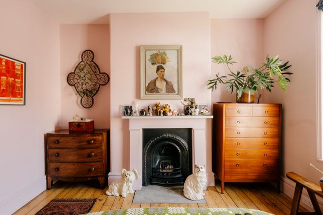 2 bedroom house for sale