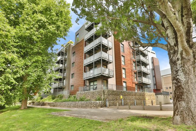 2 bed flat