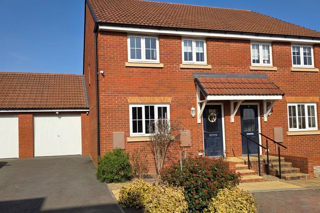 3 bedroom semi-detached house for sale