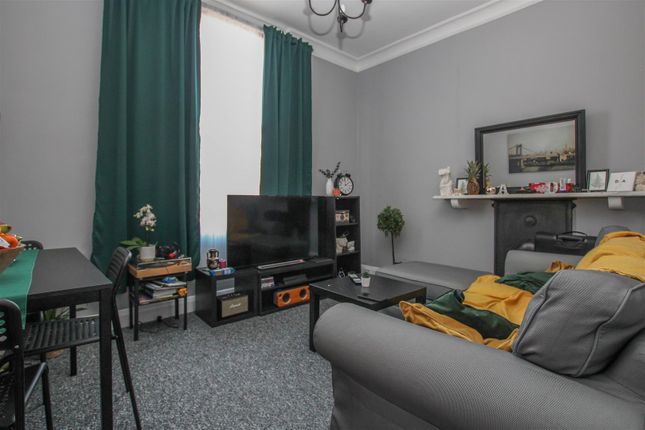Rosewood House, Rose Valley, Brentwood 1 bed apartment for sale