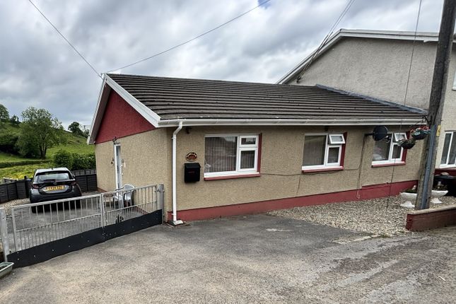 3 bed semi-detached bungalow