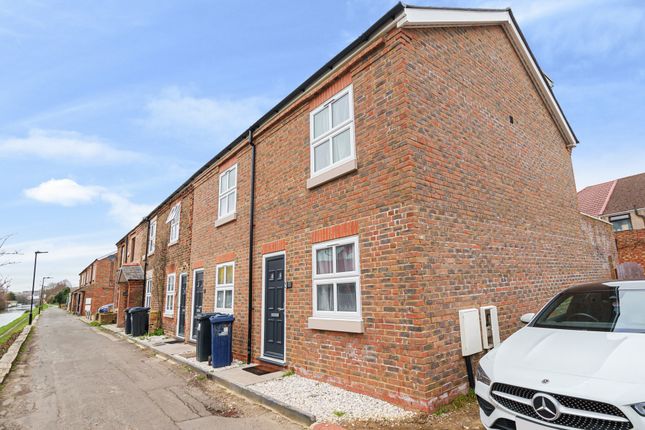 Bulls Bridge Road, Southall, UB2 5LU 3 bed end of terrace house for sale