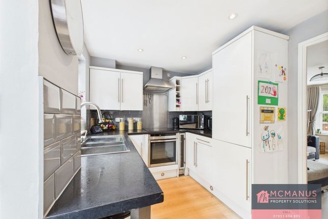 Regal Close, Ware SG11 2 bed end of terrace house for sale