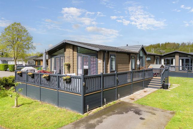 2 bedroom park home for sale