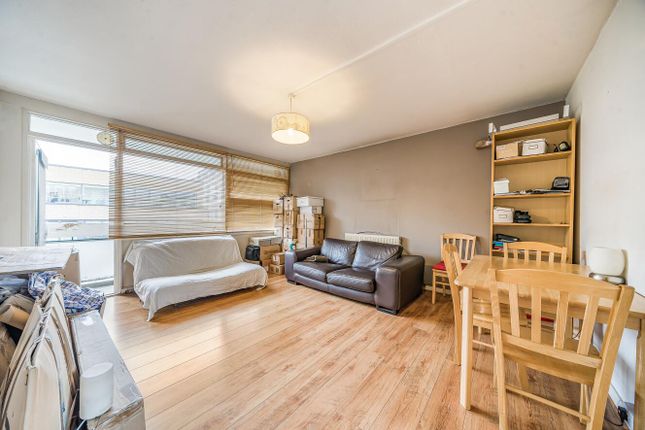 Peterborough Road, Fulham, London, SW6 1 bed flat for sale