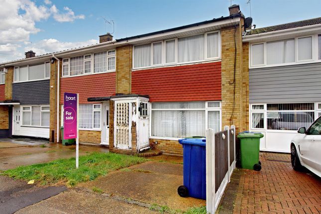 3 bed end terrace house