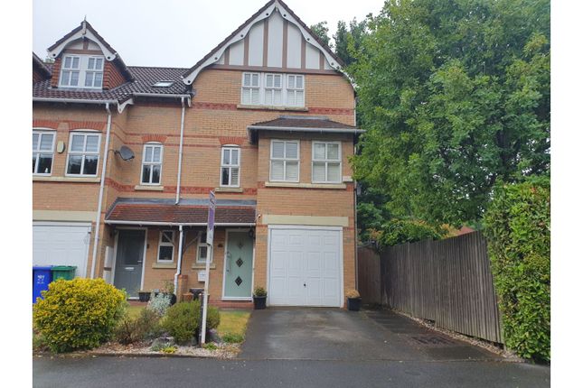 4 bed end terrace house